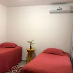 Apartamento Confortavel A Tres Quadras Do Mar